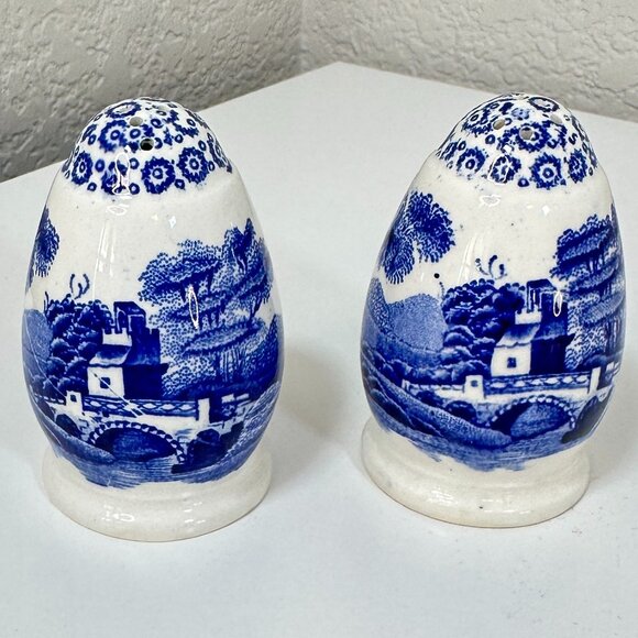 VTG Copeland Spode's Tower Blue/White Salt & Pepper Shakers Set 2.75" x 1.75" ea